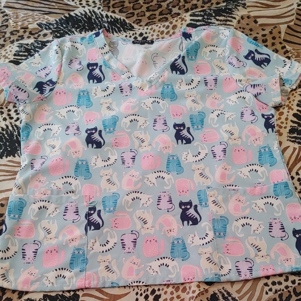 3/$30 Options  Cat Print Scrub Shirt Sz XL